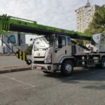 Автокран ZOOMLION 16т вид збоку